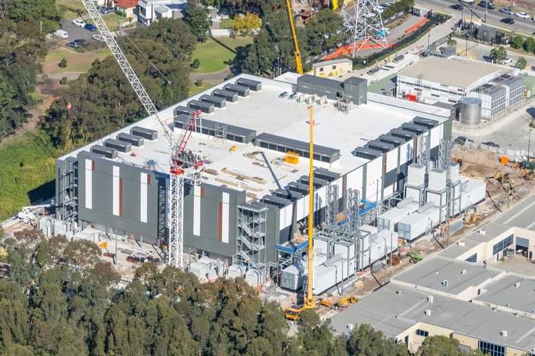 Microsoft, Seven Hills